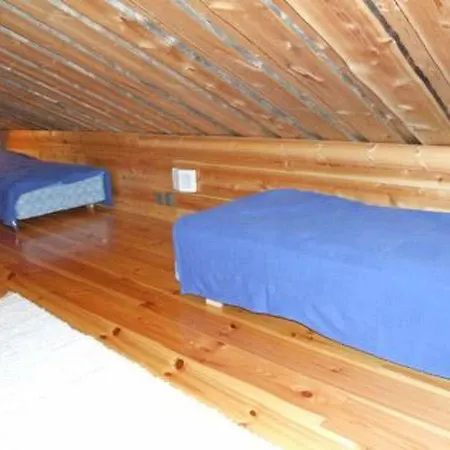 Holiday Saaruanpesa B Holiday home *